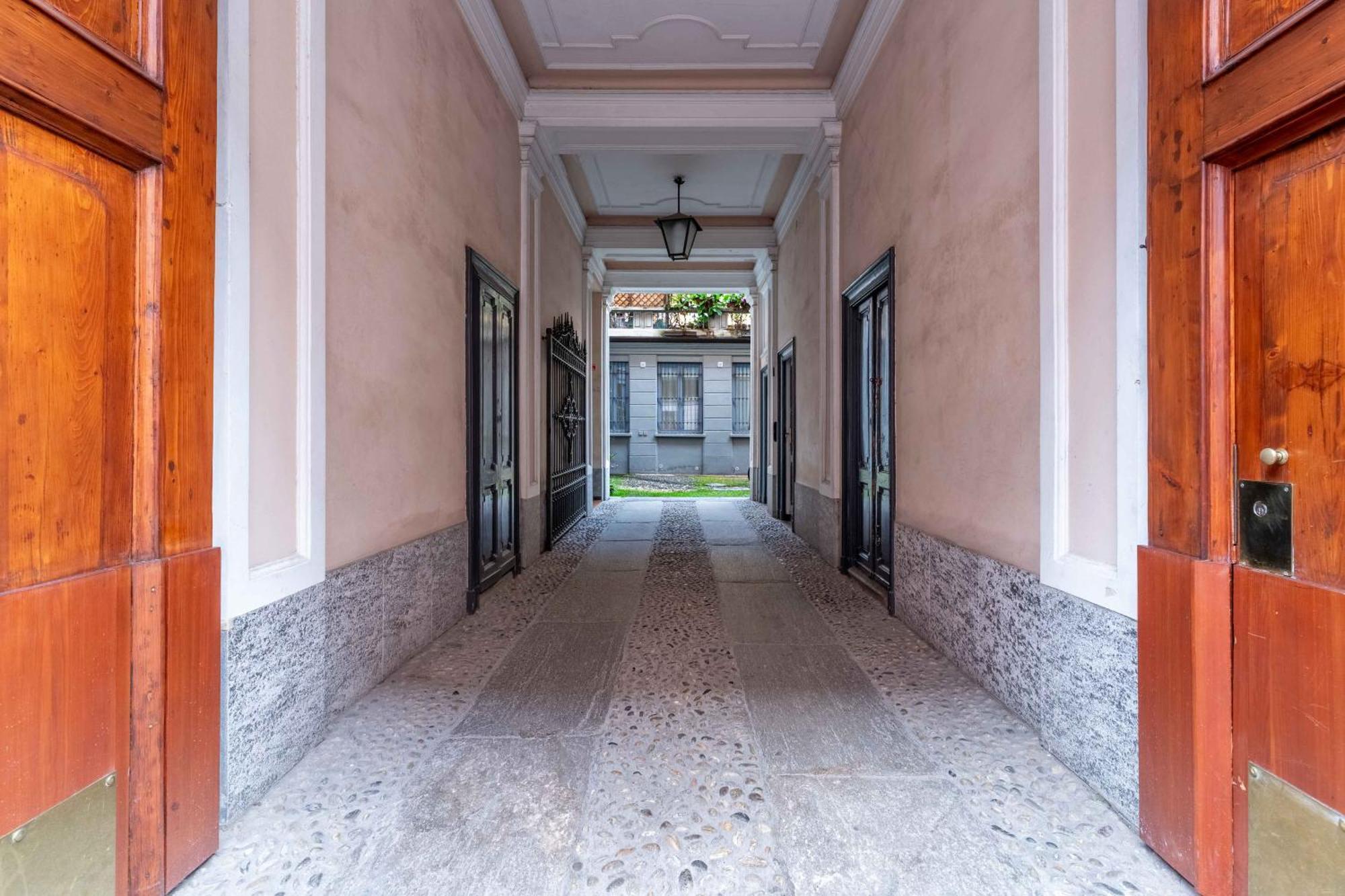Appartamento Duomo Di Milano Milão Exterior foto